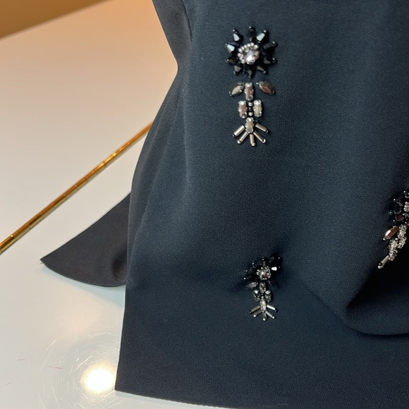 🖤GORGEOUS BLACK ANN TAYLOR TOP WITH SPARKLY RHINESTONES & BEADS. SIZE SMALL.💎 - Picture 6 of 14